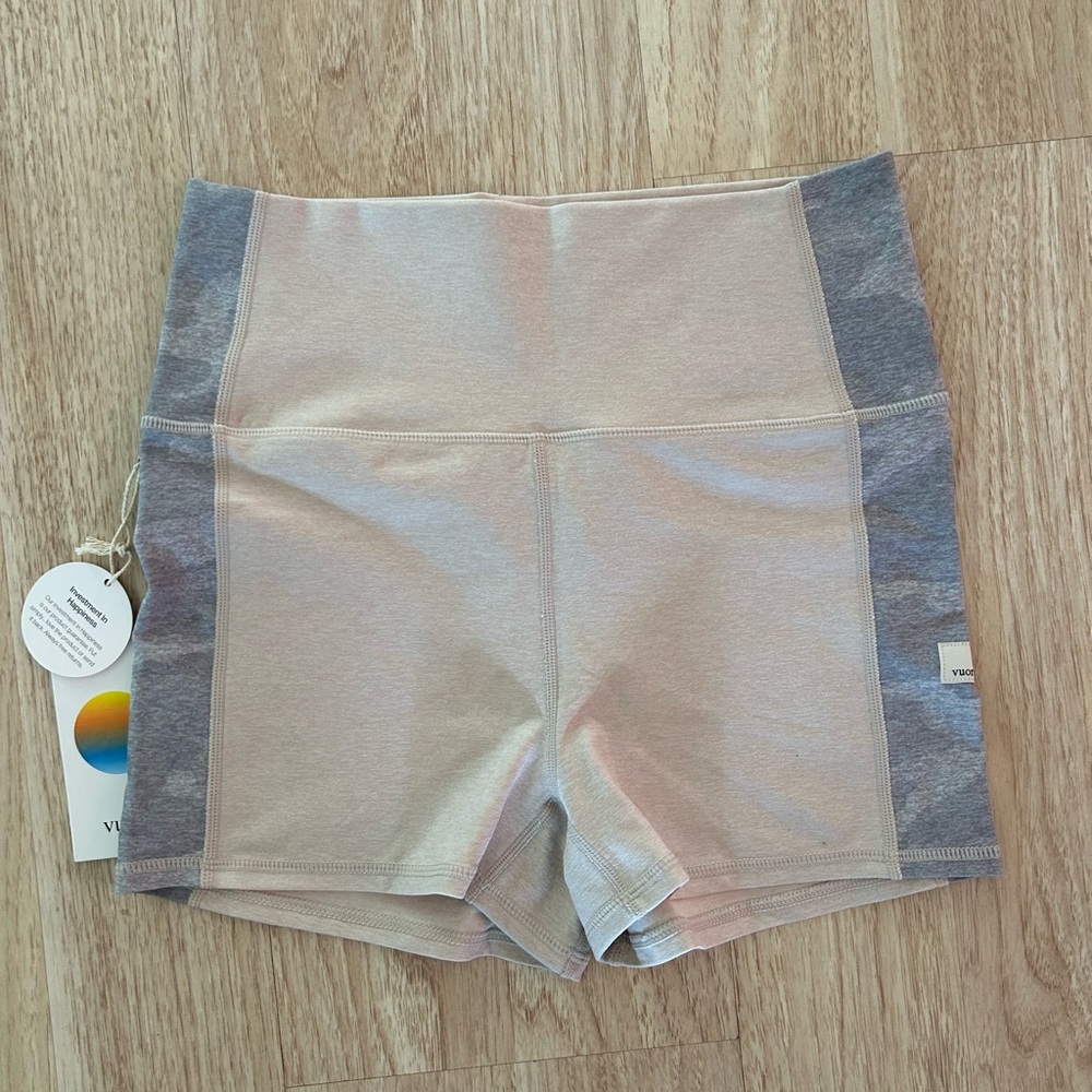 Vuori stretch workout shorts